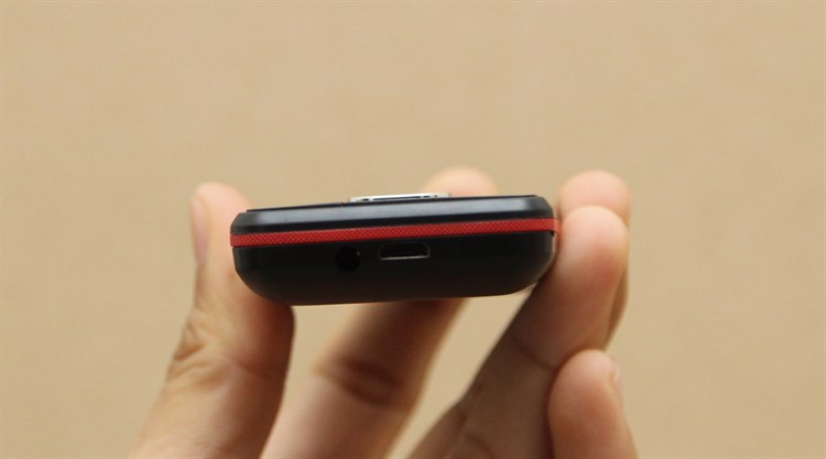 Điện thoại Mobell M289