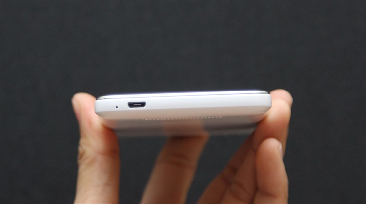 Điện thoại ZTE Blade D2