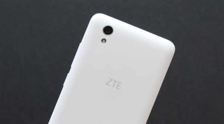 Điện thoại ZTE Blade D2