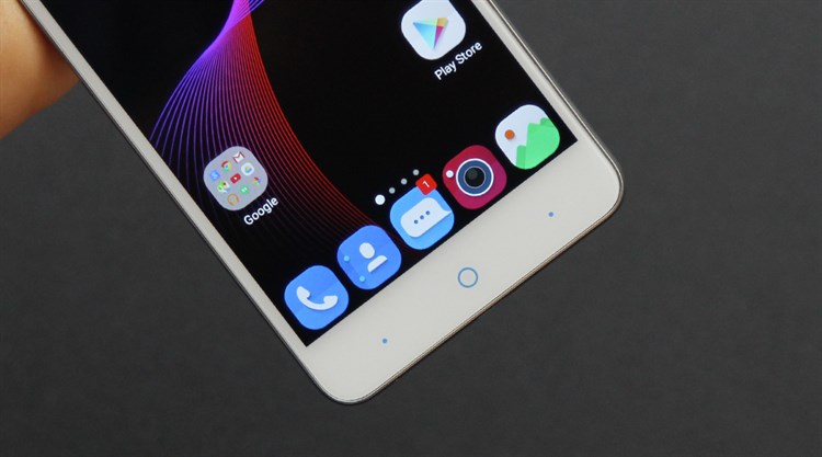 Điện thoại ZTE Blade D Lux