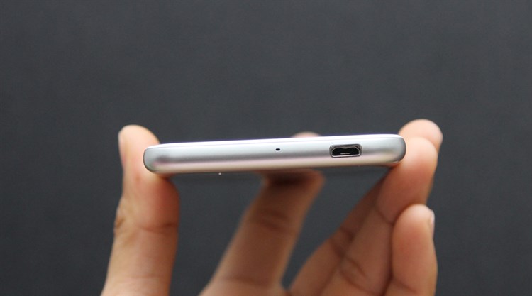 Điện thoại ZTE Blade S6