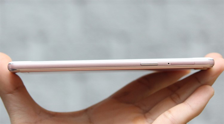 Điện thoại OPPO F1