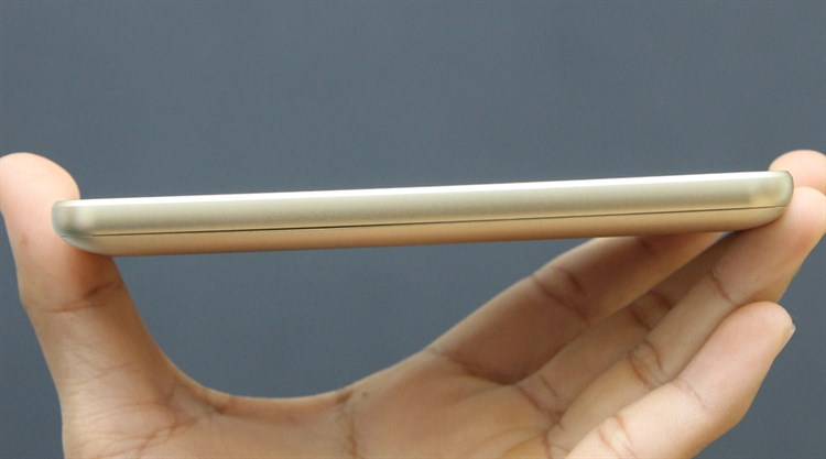 Điện thoại Mobiistar Kool Lite