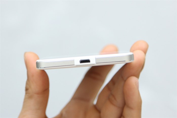 Điện thoại Microsoft Lumia 650 dual sim Màu Trắng