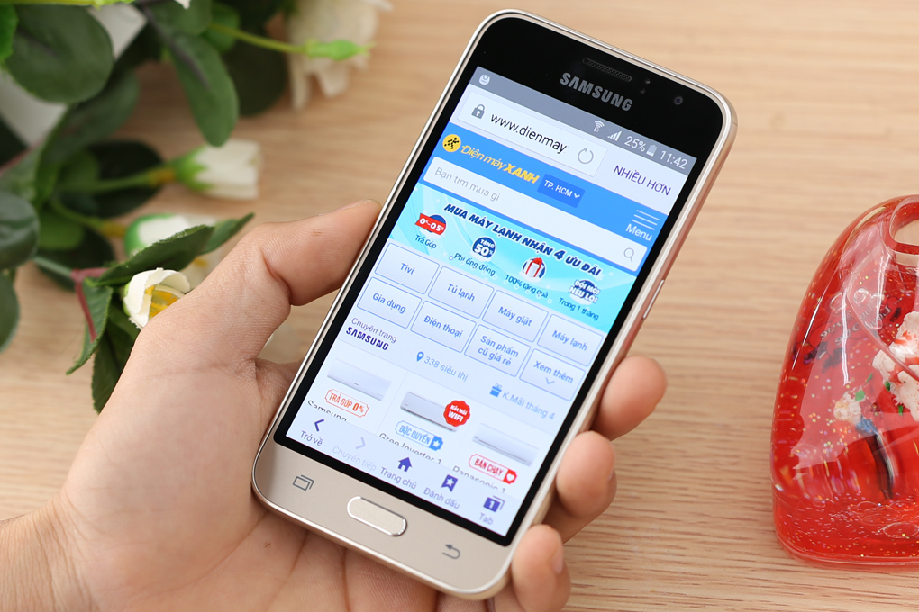 Samsung Galaxy J1 (2016) - 21