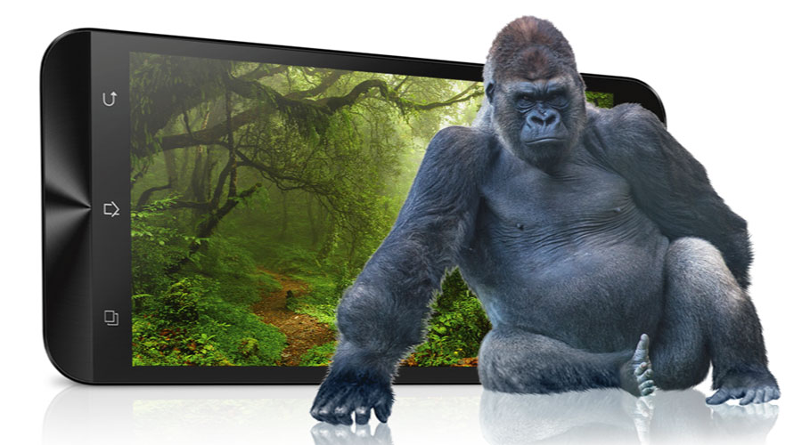 Màn hình 5.5 inch độ phân giải HD cùng kính cường lực Corning hiển thị hình ảnh sắc nét đồng thời giảm thiểu trầy xước cho màn hình.