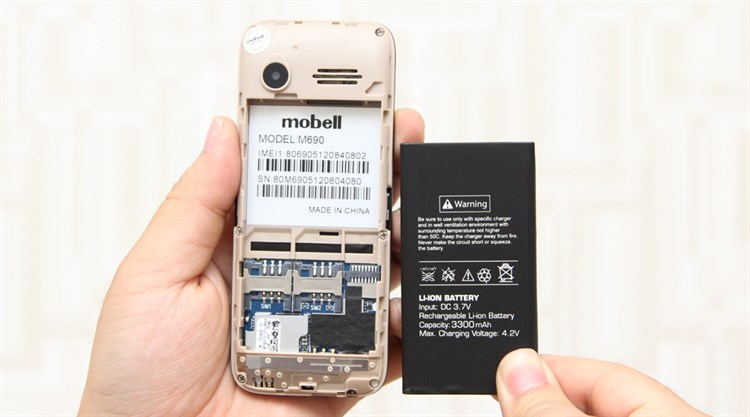 Điện thoại Mobell M690