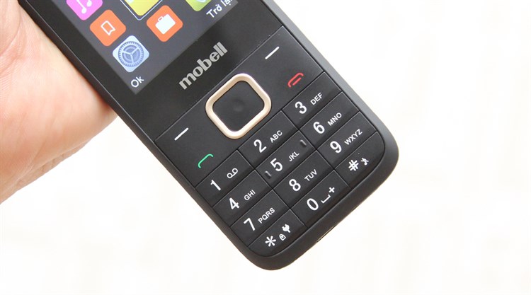 Điện thoại Mobell M690