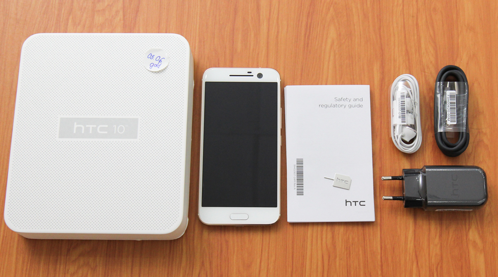 Bộ sản phẩm gồm: Hộp, Tai nghe, Sách hướng dẫn, Cáp, Cây lấy sim