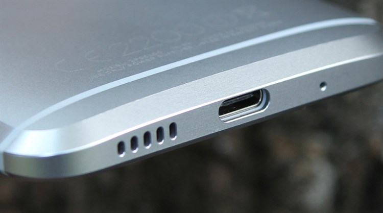 Điện thoại HTC 10 Màu Bạc