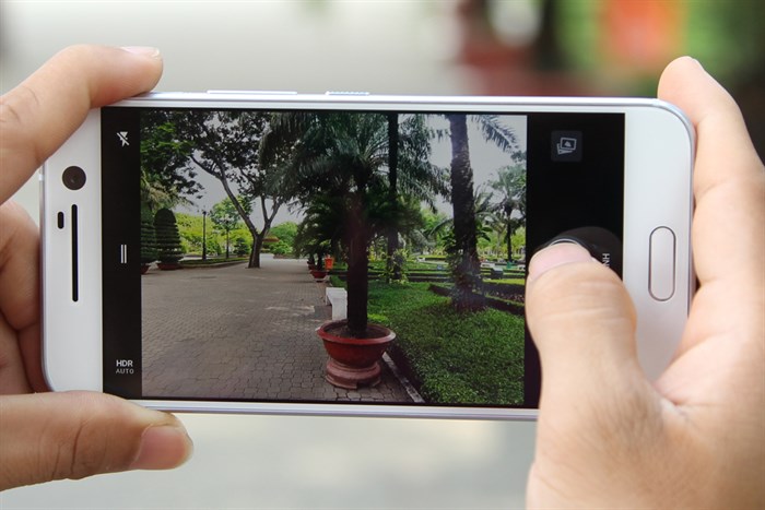 Điện thoại HTC 10 Màu Bạc