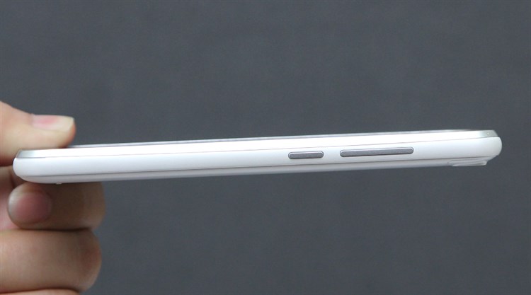 Điện thoại Mobiistar Lai Z1