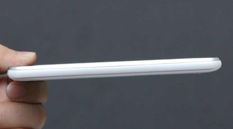 Điện thoại Mobiistar Lai Z1