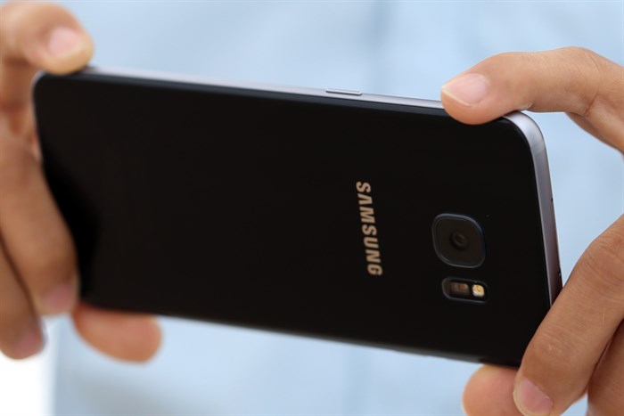 Điện thoại Samsung Galaxy S7 Edge