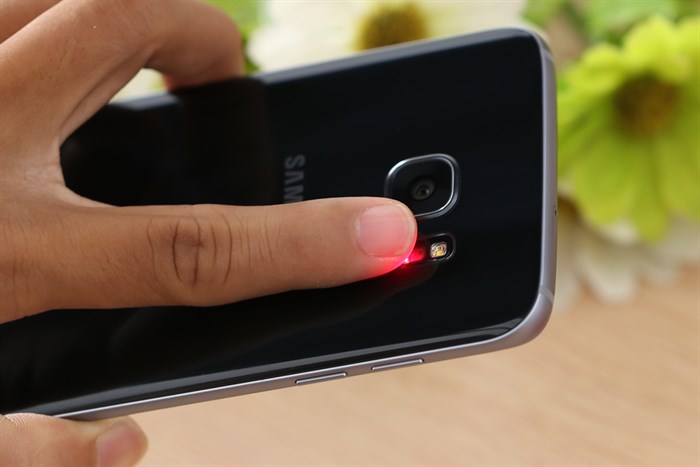 Điện thoại Samsung Galaxy S7 Edge