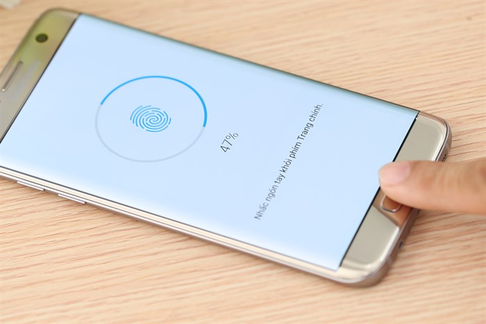 Điện thoại Samsung Galaxy S7 Edge