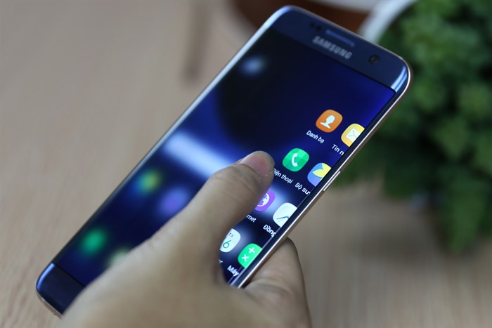 Điện thoại Samsung Galaxy S7 Edge