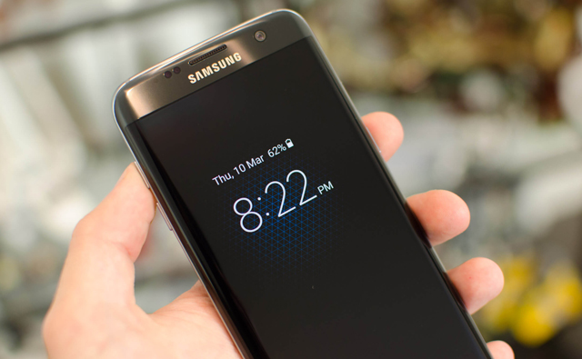 Tính năng AOD trên điện thoại Samsung Galaxy S7 Edge