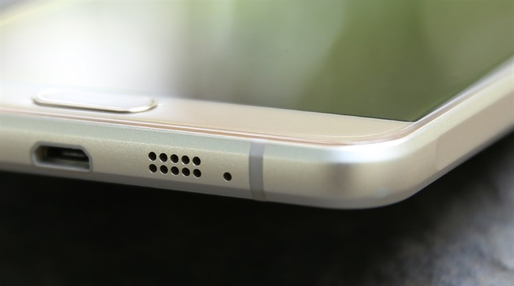 Điện thoại Samsung Galaxy A9 Pro Màu Vàng đồng