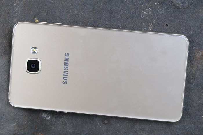 Điện thoại Samsung Galaxy A9 Pro Màu Vàng đồng