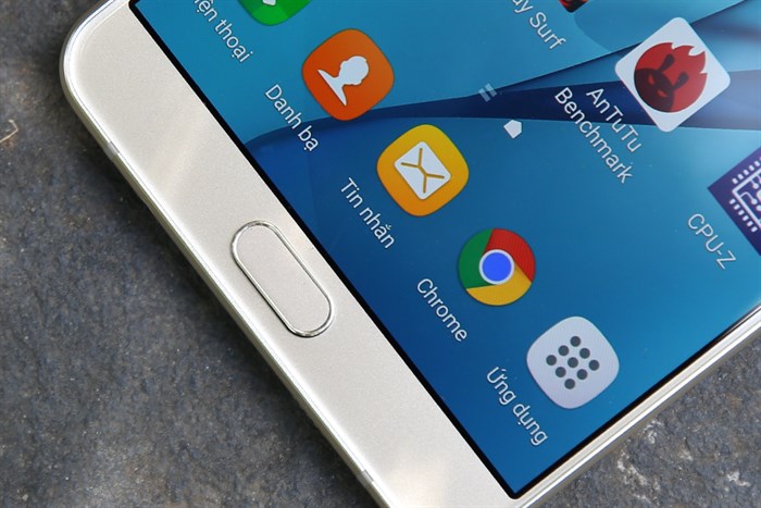 Điện thoại Samsung Galaxy A9 Pro Màu Vàng đồng