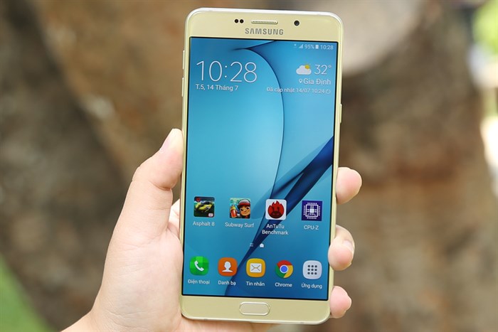 Điện thoại Samsung Galaxy A9 Pro Màu Vàng đồng