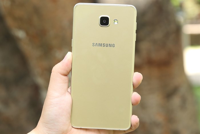 Điện thoại Samsung Galaxy A9 Pro Màu Vàng đồng