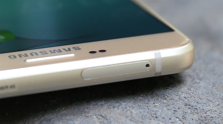 Điện thoại Samsung Galaxy A9 Pro Màu Vàng đồng