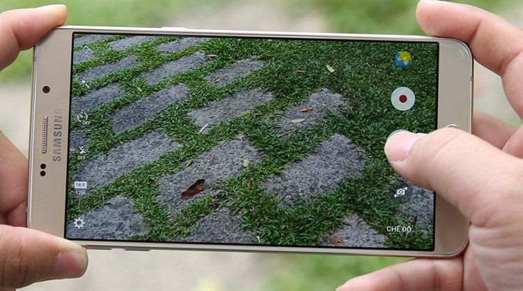 Điện thoại Samsung Galaxy A9 Pro Màu Vàng đồng