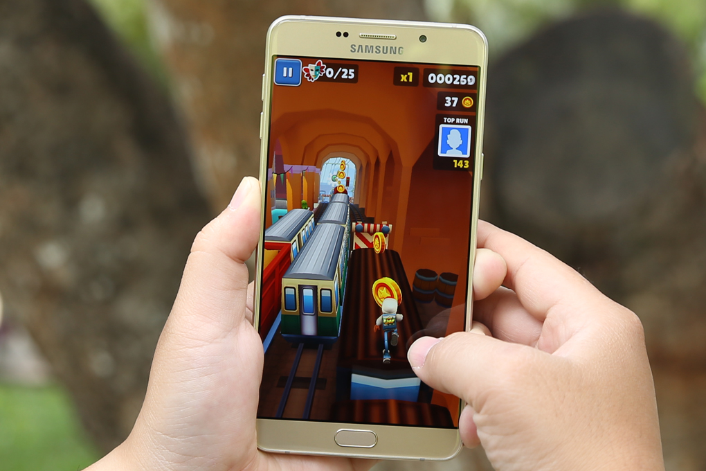 Samsung Galaxy A9 Pro - 20