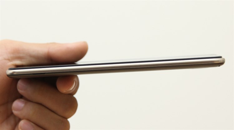 Điện thoại LG Stylus 2