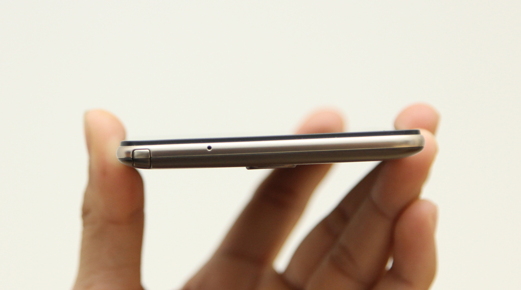 Điện thoại LG Stylus 2