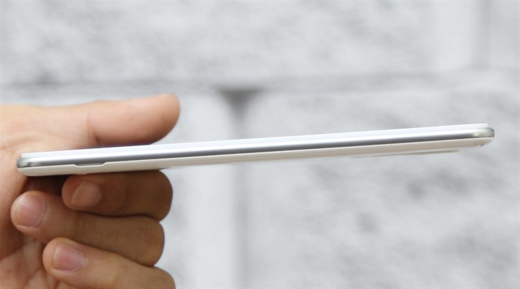 Điện thoại LG Stylus 2