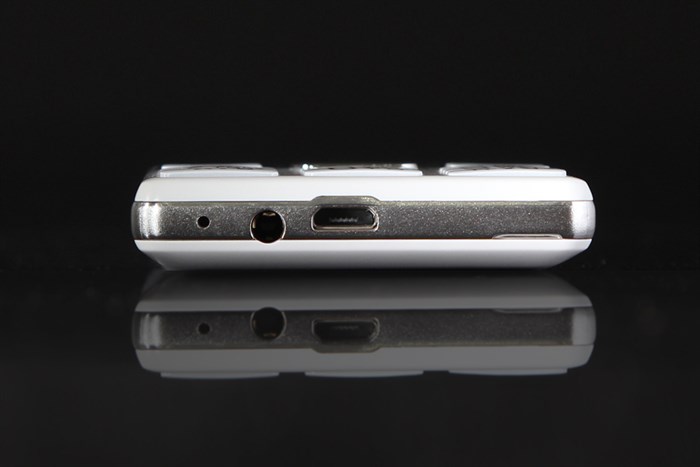 Điện thoại Philips E170 Màu Trắng