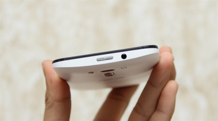 Điện thoại Asus Zenfone 2 Laser 5.0" LTE