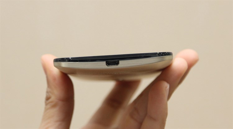 Điện thoại Asus Zenfone 2 Laser 5.0" LTE