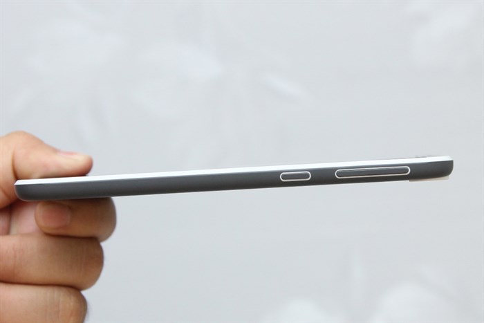 Điện thoại HTC Desire 820G+