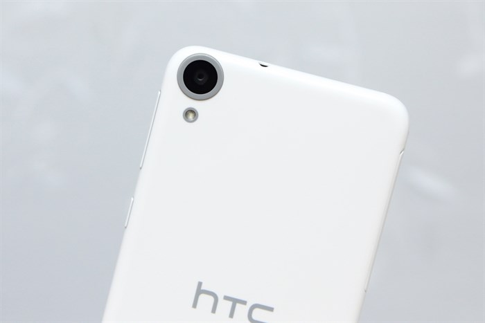 Điện thoại HTC Desire 820G+