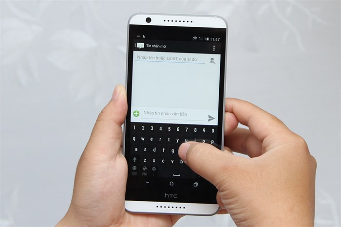 Điện thoại HTC Desire 820G+