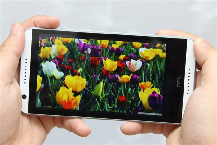 Điện thoại HTC Desire 820G+