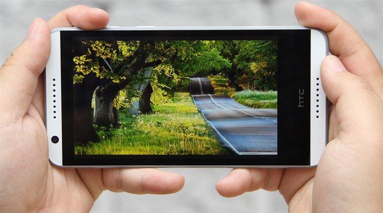 Điện thoại HTC Desire 820G+