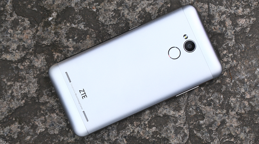 Điện thoại ZTE Blade V7 Lite