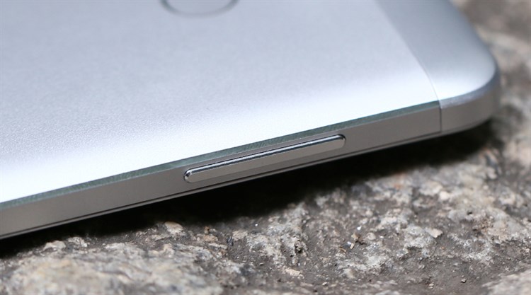 Điện thoại ZTE Blade V7 Lite