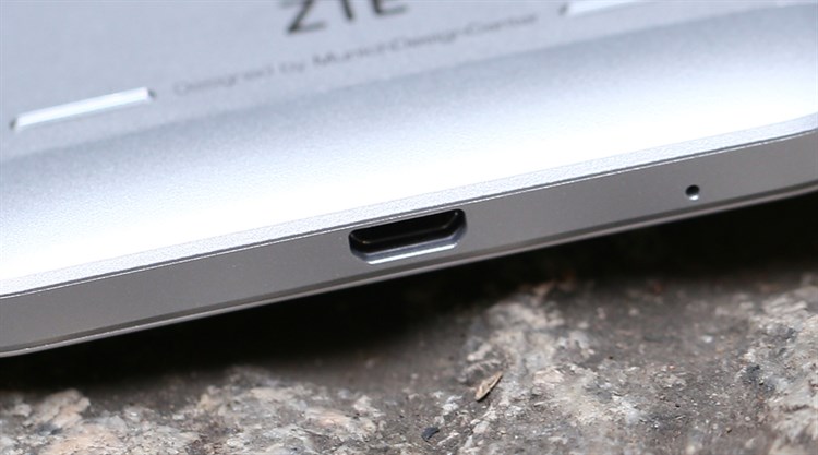 Điện thoại ZTE Blade V7 Lite