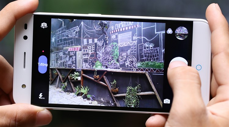 Điện thoại ZTE Blade V7 Lite