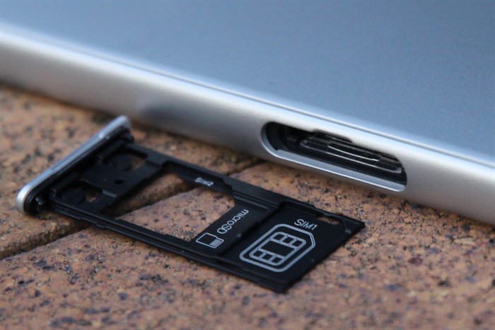 Điện thoại Sony Xperia X Màu Trắng