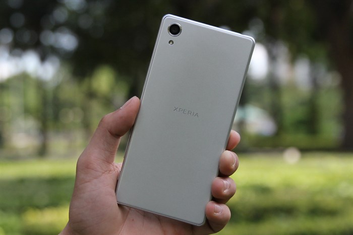 Điện thoại Sony Xperia X Màu Trắng