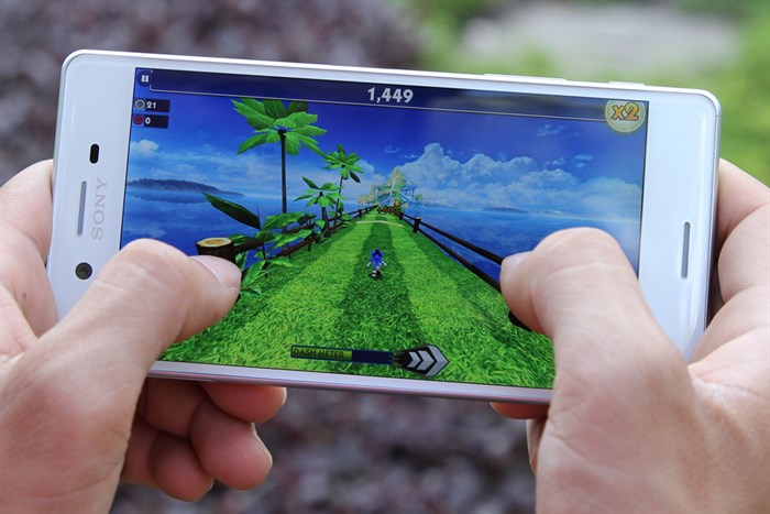 Điện thoại Sony Xperia X Màu Trắng