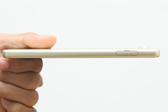 Điện thoại Sony Xperia X Màu Vàng