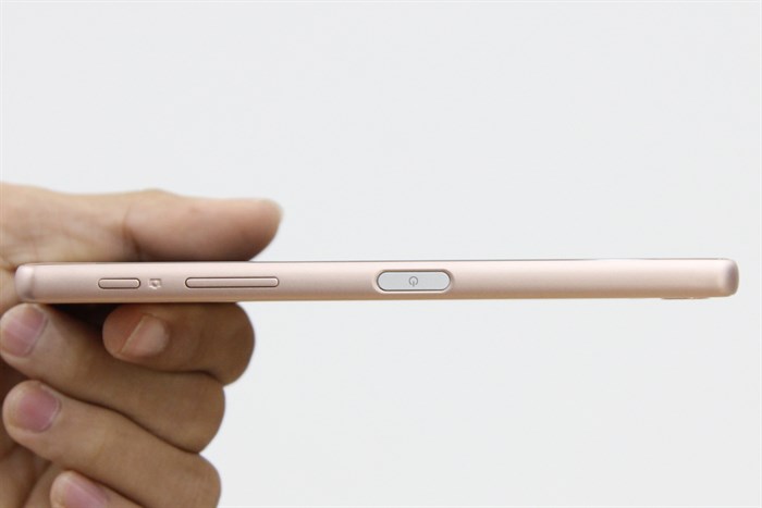 Điện thoại Sony Xperia X Màu Vàng Hồng